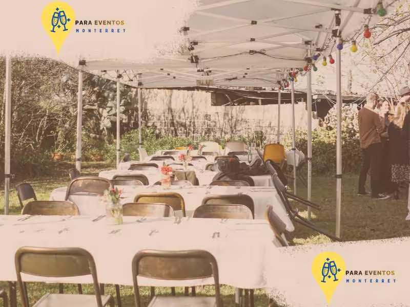 Mesas y sillas portal san roque mty